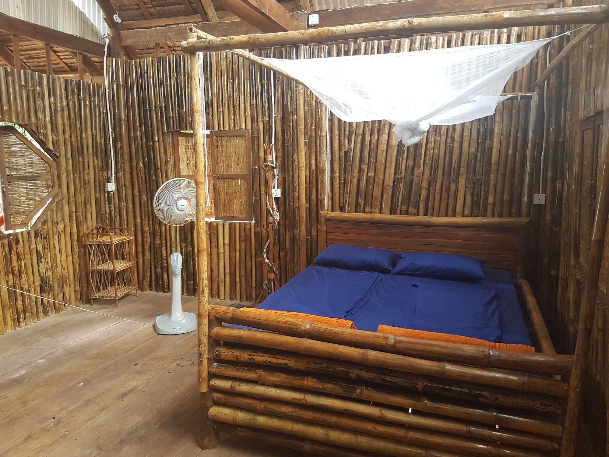 Driftwood Hostel And Bungalows Koh Rong Sanloem Exterior foto